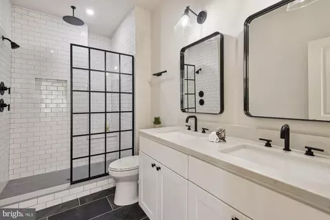 1214 E Capitol St NE, Washington, DC 20002 photo 9
