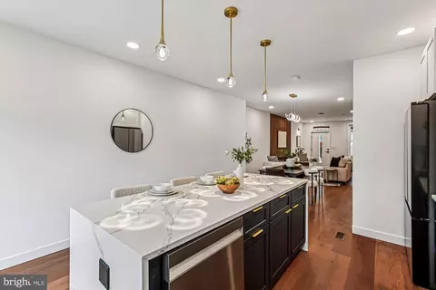 218 15th St NE, Washington, DC 20002 photo 12