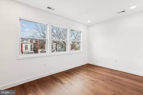 218 15th St NE, Washington, DC 20002 photo 22