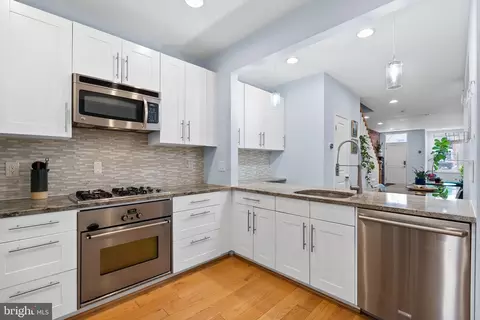 Kitchen - 712 C St NE, Washington, DC 20002 photo 1 of 2