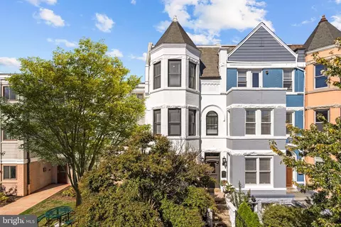 1223 Fairmont St NW, Washington, DC 20009
