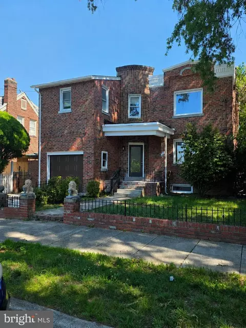 33 Nicholson St NW, Washington, DC 20011