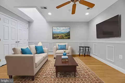 1917 Rosedale St NE #3, Washington, DC 20002