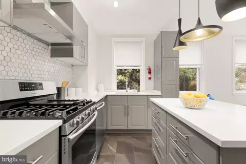 2801 Adams Mill Rd NW #210, Washington, DC 20009