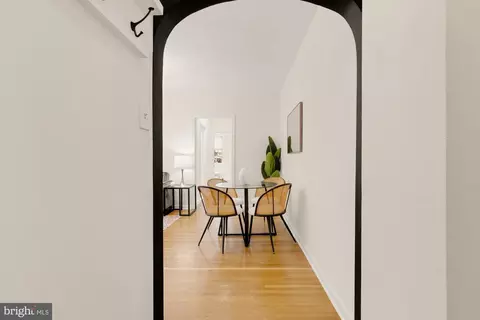 Entry Way - 2801 Adams Mill Rd NW #210, Washington, DC 20009 photo 1 of 2