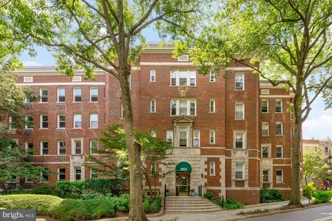 Exterior - 2801 Adams Mill Rd NW #210, Washington, DC 20009 photo 2 of 6