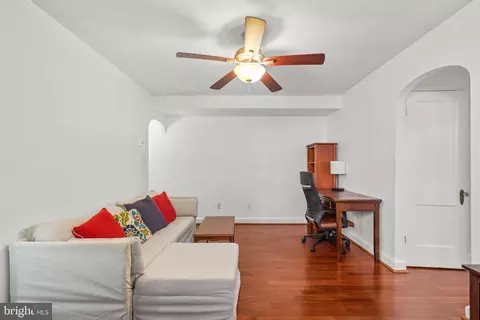 4581 Macarthur Blvd NW #103, Washington, DC 20007 photo 6