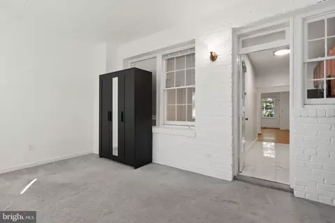4500 Macarthur Blvd NW, Washington, DC 20007 photo 12