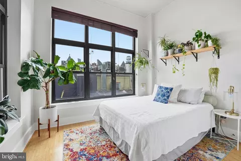 2328 Champlain St NW #302, Washington, DC 20009