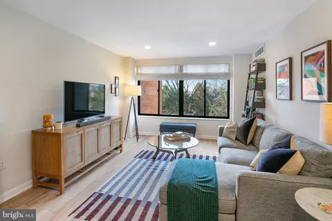 3114 Wisconsin Ave NW #202, Washington, DC 20016