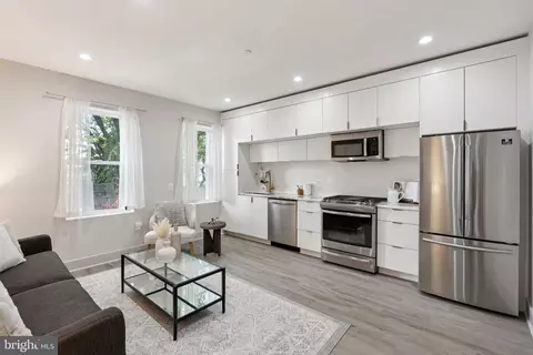 839 Kennedy St NW #105, Washington, DC 20011