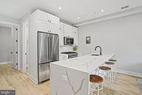 725 Euclid St NW #1, Washington, DC 20001