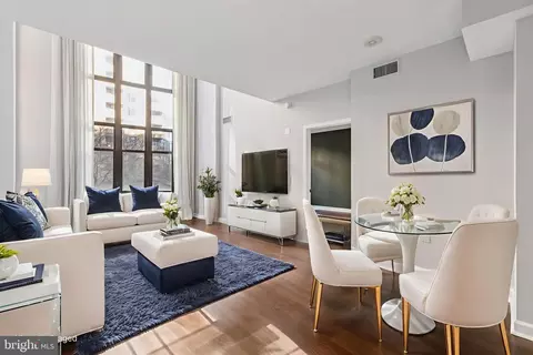 400 Massachusetts Ave NW #215, Washington, DC 20001