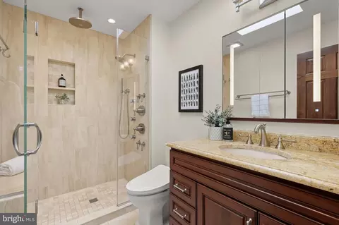 1745 S Street St NW, Washington, DC 20009 photo 14