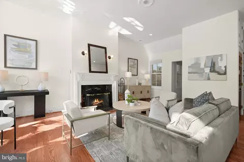 1745 S Street St NW, Washington, DC 20009 photo 5