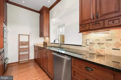 1745 S Street St NW, Washington, DC 20009 photo 10