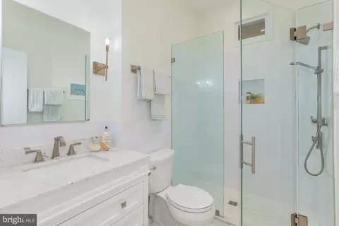 101 6th St NE, Washington, DC 20002 photo 19