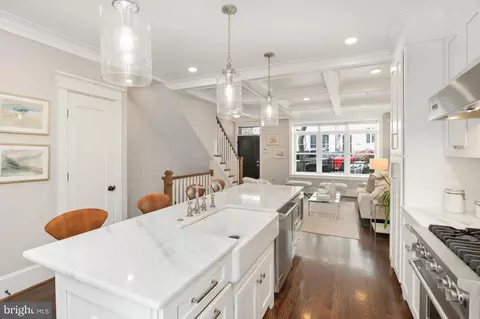 1921 35th Pl NW #2, Washington, DC 20007 photo 8