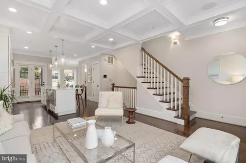 1921 35th Pl NW #2, Washington, DC 20007 photo 4