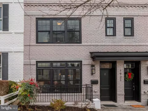 1921 35th Pl NW #2, Washington, DC 20007