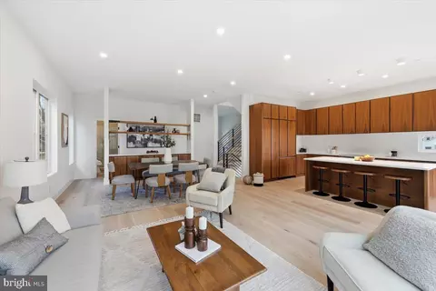 1237 Franklin St NE, Washington, DC 20017