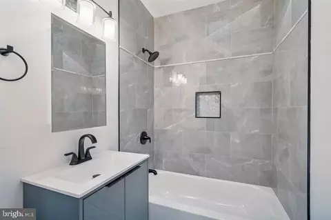 Bath - 1154 4th St NE, Washington, DC 20002 photo 1 of 4