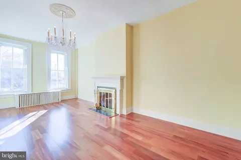 Living - 602 E Capitol St NE, Washington, DC 20003 photo 1 of 4