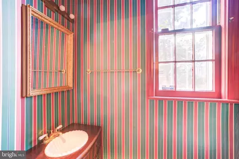 Bath - 602 E Capitol St NE, Washington, DC 20003 photo 1 of 4