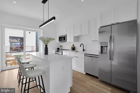 2451 Shannon Pl SE, Washington, DC 20020 photo 4