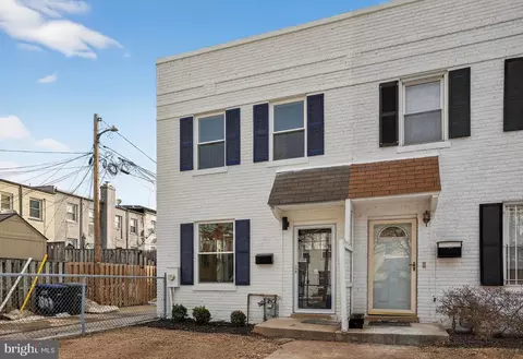 Exterior - 777 18th St NE, Washington, DC 20002 photo 2 of 5