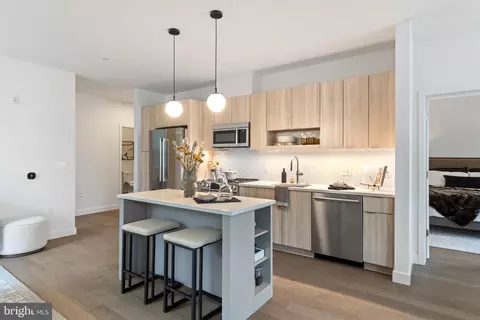 7175 12th St NW #216, Washington, DC 20011