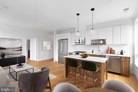 7175 12th St NW #406, Washington, DC 20011