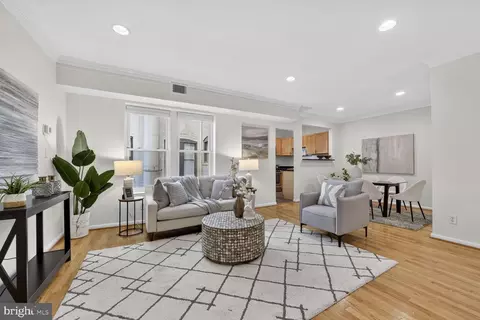 1669 Columbia NW #313, Washington, DC 20009