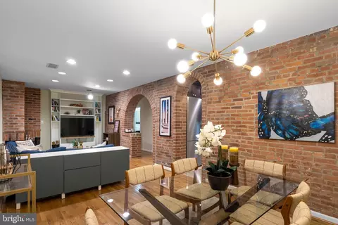 410 11th St NE #6, Washington, DC 20002