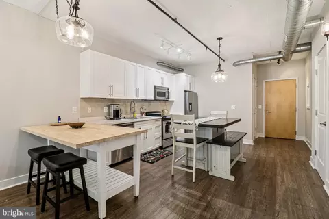 2125 14th St NW #322, Washington, DC 20009