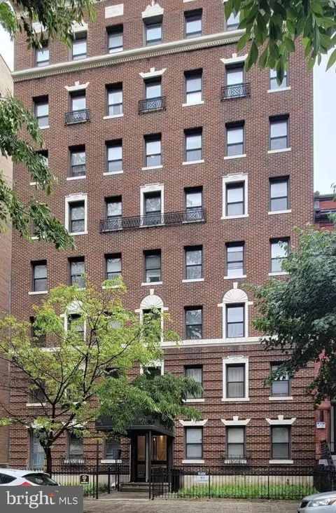 1125 12th St NW #64, Washington, DC 20005