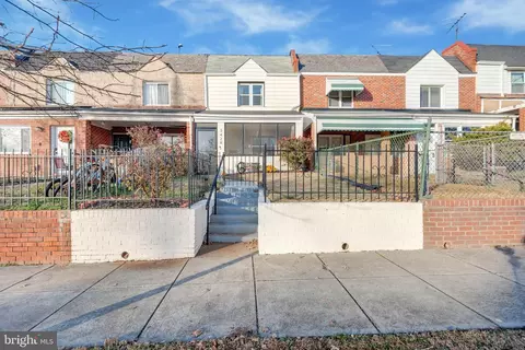 3428 Dix St NE, Washington, DC 20019