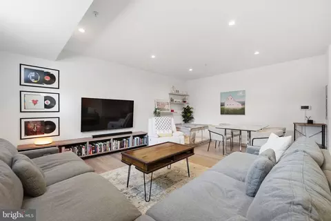 826 Upshur St NW #2, Washington, DC 20011