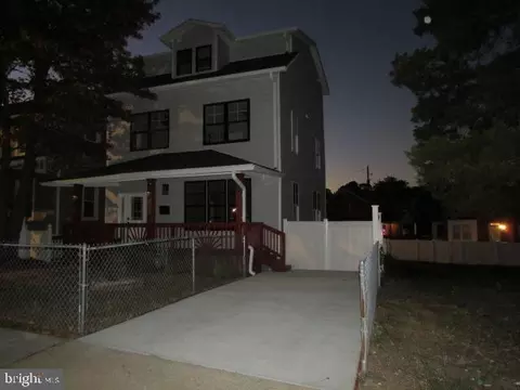 2814 Rhode Island Ave NE, Washington, DC 20018