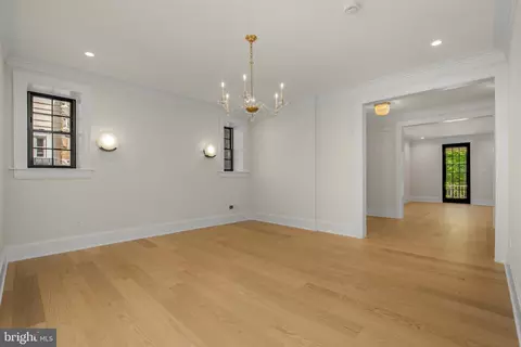 2710 36th St NW, Washington, DC 20007 photo 10