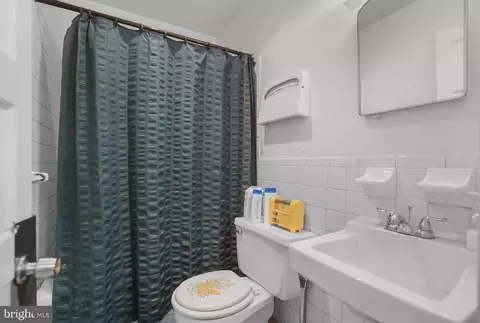 222 Upshur St NW, Washington, DC 20011 photo 37