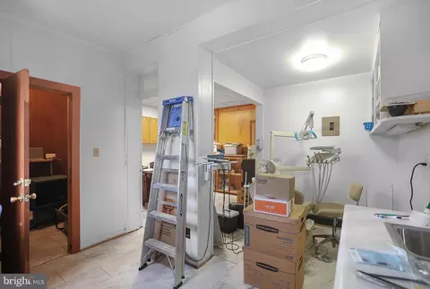222 Upshur St NW, Washington, DC 20011 photo 40