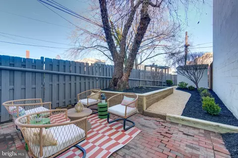 Exterior - 240 14th St SE, Washington, DC 20003 photo 2 of 4