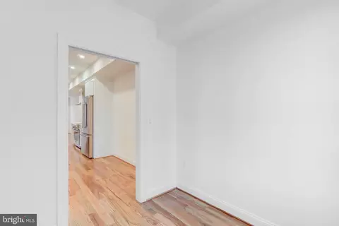 Entry Way - 2910 18th St NW, Washington, DC 20009 photo 5 of 7
