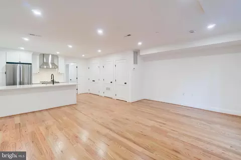 Living - 2910 18th St NW, Washington, DC 20009 photo 8 of 12