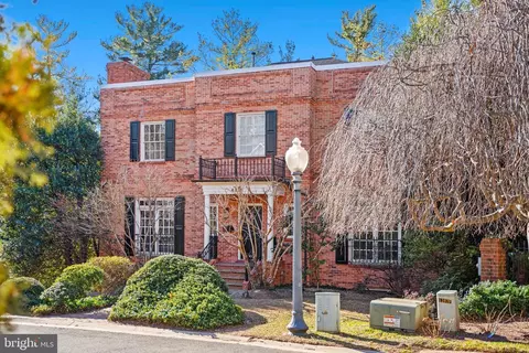 Exterior - 4819 Kemble Pl NW, Washington, DC 20007 photo 5 of 5