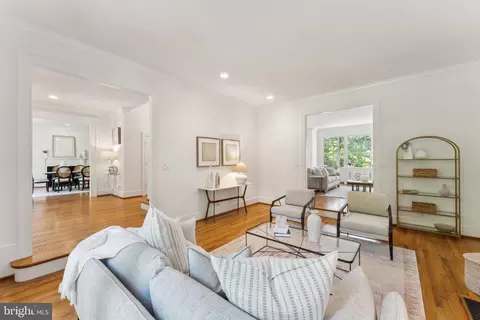 Living - 4819 Kemble Pl NW, Washington, DC 20007 photo 4 of 7