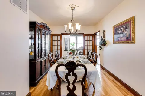 Dining - 1655 C St NE, Washington, DC 20002 photo 1 of 2