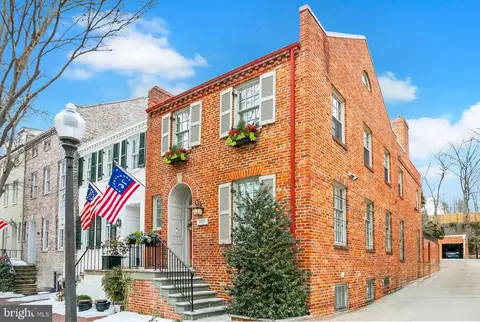 3323 Reservoir Rd NW, Washington, DC 20007