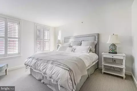 Bedroom - 616 E Nw NW #1150, Washington, DC 20004 photo 4 of 5